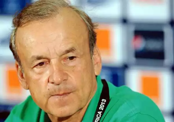 Sodje slams NFF over Rohr’s $47,000 salary